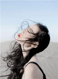 女主苏简的
